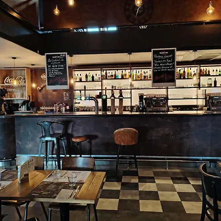 Ξενοδοχείο Kyriad 3*