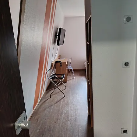 Ξενοδοχείο Kyriad Λον